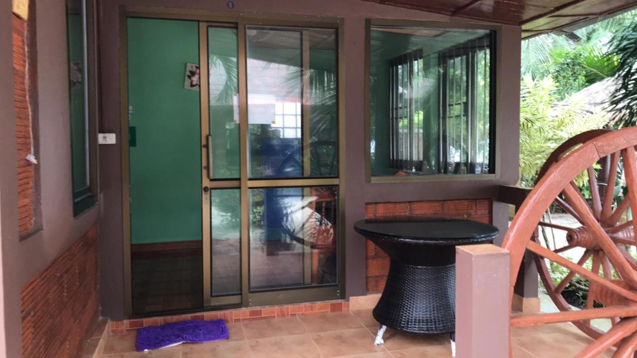 Sawai Home Resort Nathon Kültér fotó